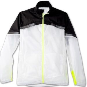 Brooks men’s Carbonite running jacket/windbreaker, size L.